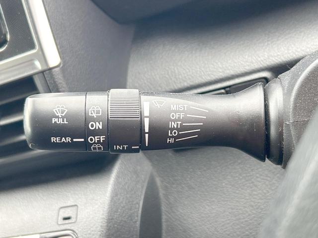 シエンタ G クエロ セーフティセンス 両側電動ドア 純正ナビ フルセグ バックカメラ Bluetooth スマートキー ビルトインETC LEDヘッドライト オートライト オートエアコン 禁煙車(53枚目)