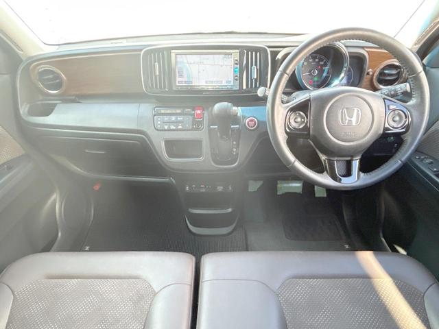 N-ONE プレミアムSSブラウンスタイルパッケージ 純正ナビ 地デジ バックカメラ Bluetooth HIDライト 前席シートヒーター クルーズコントロール 純正14インチアルミホイール 木目調インパネ スマートキー 禁煙(2枚目)