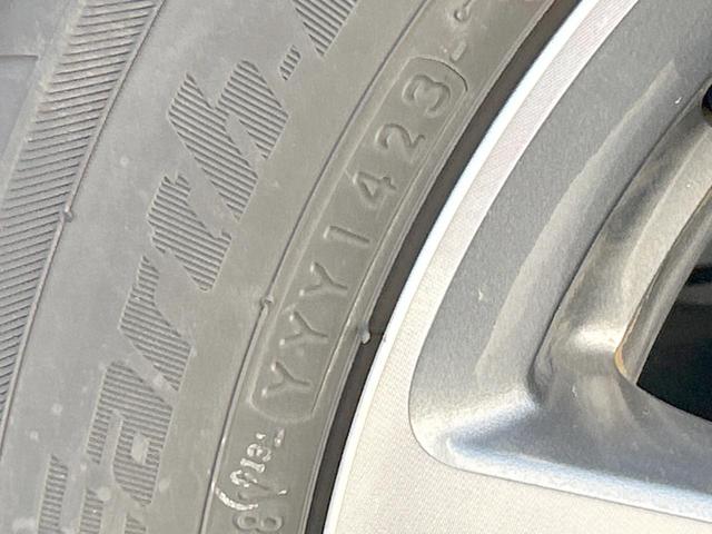 N-ONE プレミアムSSブラウンスタイルパッケージ 純正ナビ 地デジ バックカメラ Bluetooth HIDライト 前席シートヒーター クルーズコントロール 純正14インチアルミホイール 木目調インパネ スマートキー 禁煙(26枚目)