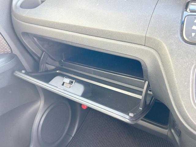 N-ONE プレミアムSSブラウンスタイルパッケージ 純正ナビ 地デジ バックカメラ Bluetooth HIDライト 前席シートヒーター クルーズコントロール 純正14インチアルミホイール 木目調インパネ スマートキー 禁煙(41枚目)