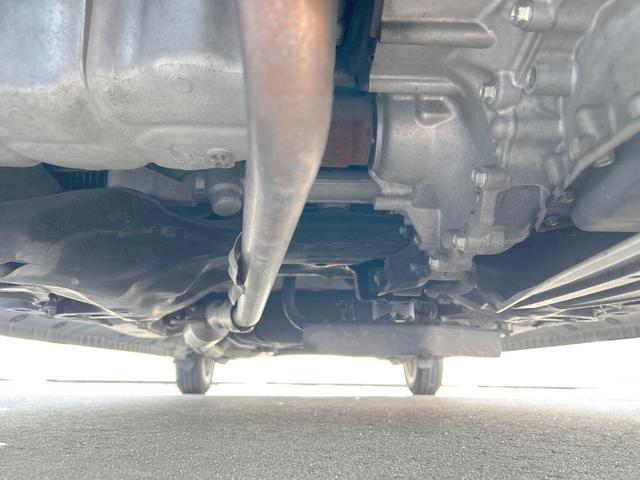 N-ONE プレミアムSSブラウンスタイルパッケージ 純正ナビ 地デジ バックカメラ Bluetooth HIDライト 前席シートヒーター クルーズコントロール 純正14インチアルミホイール 木目調インパネ スマートキー 禁煙(49枚目)