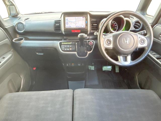 N-BOX G ターボSSパッケージ 後期モデル 安心パッケージ 両側電動ドア ブラック内装 純正ナビ 地デジ バックカメラ Bluetooth クルーズコントロール HIDライト シートヒーター ビルトインETC 禁煙車(2枚目)