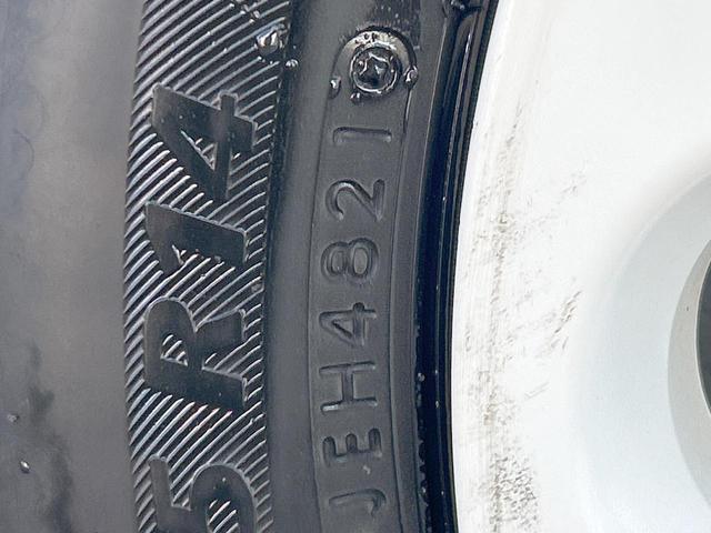 アルトラパン Ｓセレクション　特別仕様車　２トーンカラー　純正８型ナビ　全方位モニター　Ｂｌｕｅｔｏｏｔｈ　ＨＩＤヘッドライト　オートライト　オートエアコン　前席シートヒーター　ステアリングリモコン　禁煙車（28枚目）