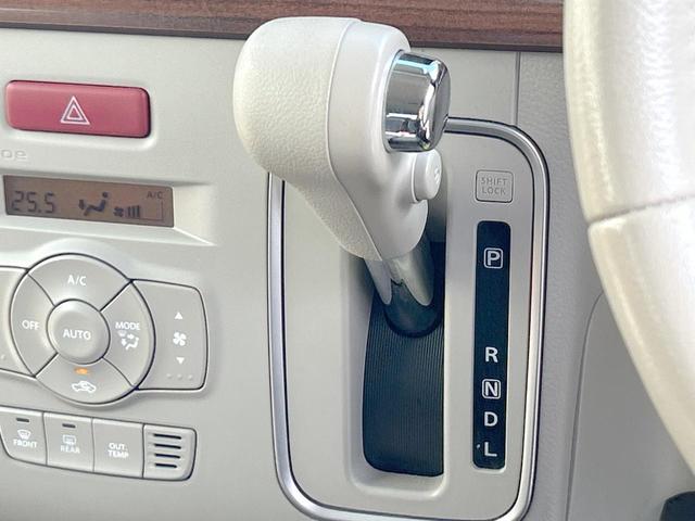 アルトラパン Ｓセレクション　特別仕様車　２トーンカラー　純正８型ナビ　全方位モニター　Ｂｌｕｅｔｏｏｔｈ　ＨＩＤヘッドライト　オートライト　オートエアコン　前席シートヒーター　ステアリングリモコン　禁煙車（31枚目）