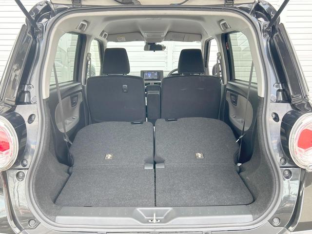 後席を格納すると、これだけの広さが!シーンに合わせたシートアレンジで、大きな荷物も積むことが出来ます♪
