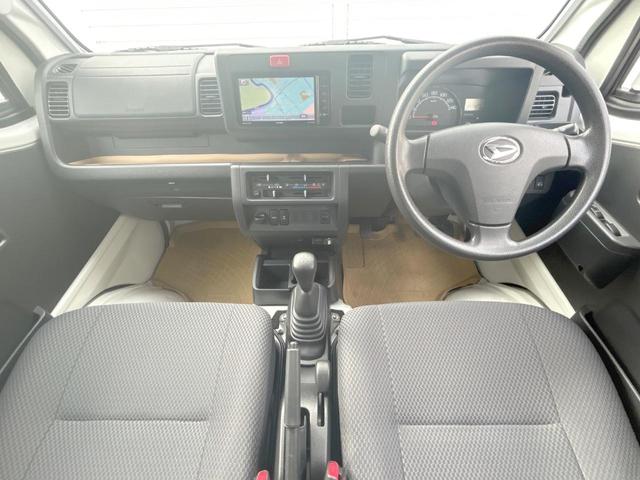 ハイゼットトラック ジャンボ 4WD ハイロウ切替式5速マニュアル SDナビ バックカメラ Bluetooth HIDヘッドライト スーパーデフロック 大型荷台作業灯 キーレス パワーウィンドウ 禁煙車(2枚目)