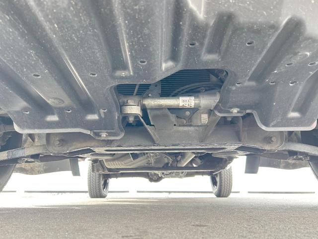 ハイゼットトラック ジャンボ 4WD ハイロウ切替式5速マニュアル SDナビ バックカメラ Bluetooth HIDヘッドライト スーパーデフロック 大型荷台作業灯 キーレス パワーウィンドウ 禁煙車(38枚目)