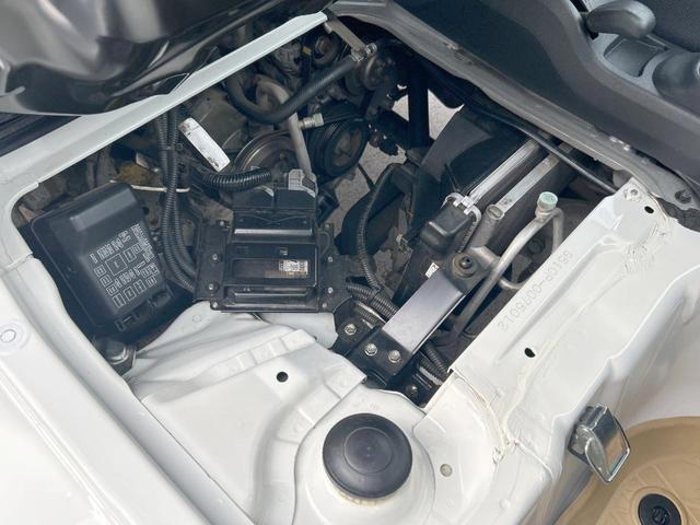 ハイゼットトラック ジャンボ 4WD ハイロウ切替式5速マニュアル SDナビ バックカメラ Bluetooth HIDヘッドライト スーパーデフロック 大型荷台作業灯 キーレス パワーウィンドウ 禁煙車(43枚目)