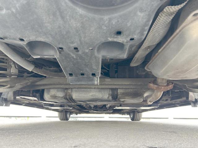 デミオ １３Ｓツーリング　スマートシティブレーキ　コネクトナビ　バックカメラ　ＬＥＤライト　Ｂｌｕｅｔｏｏｔｈ　ＣＤ・ＤＶＤ再生　スマートキー　純正１５インチアルミホイール　革巻ステアリング　禁煙車（19枚目）