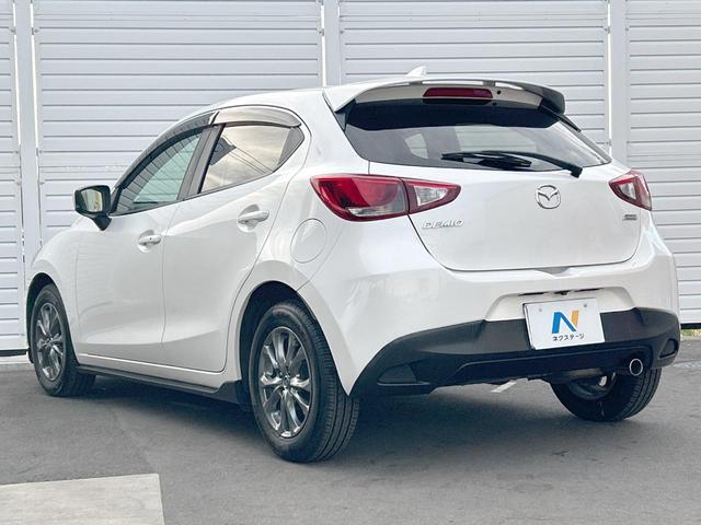 デミオ １３Ｓツーリング　スマートシティブレーキ　コネクトナビ　バックカメラ　ＬＥＤライト　Ｂｌｕｅｔｏｏｔｈ　ＣＤ・ＤＶＤ再生　スマートキー　純正１５インチアルミホイール　革巻ステアリング　禁煙車（22枚目）