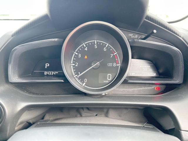 デミオ １３Ｓツーリング　スマートシティブレーキ　コネクトナビ　バックカメラ　ＬＥＤライト　Ｂｌｕｅｔｏｏｔｈ　ＣＤ・ＤＶＤ再生　スマートキー　純正１５インチアルミホイール　革巻ステアリング　禁煙車（31枚目）