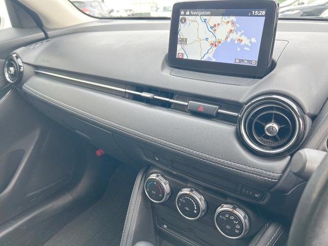 デミオ １３Ｓツーリング　スマートシティブレーキ　コネクトナビ　バックカメラ　ＬＥＤライト　Ｂｌｕｅｔｏｏｔｈ　ＣＤ・ＤＶＤ再生　スマートキー　純正１５インチアルミホイール　革巻ステアリング　禁煙車（32枚目）