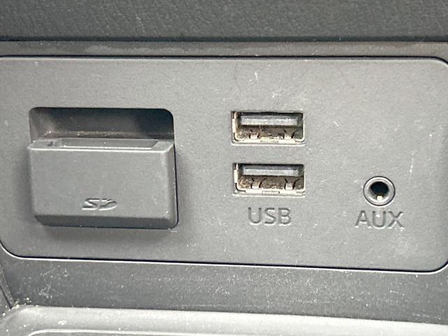 デミオ １３Ｓツーリング　スマートシティブレーキ　コネクトナビ　バックカメラ　ＬＥＤライト　Ｂｌｕｅｔｏｏｔｈ　ＣＤ・ＤＶＤ再生　スマートキー　純正１５インチアルミホイール　革巻ステアリング　禁煙車（38枚目）