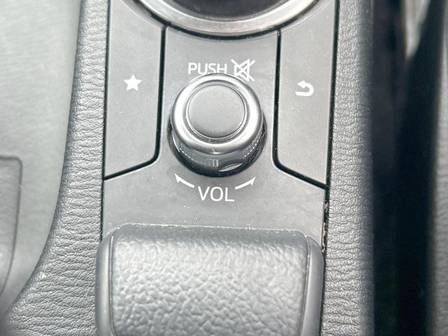 デミオ １３Ｓツーリング　スマートシティブレーキ　コネクトナビ　バックカメラ　ＬＥＤライト　Ｂｌｕｅｔｏｏｔｈ　ＣＤ・ＤＶＤ再生　スマートキー　純正１５インチアルミホイール　革巻ステアリング　禁煙車（42枚目）