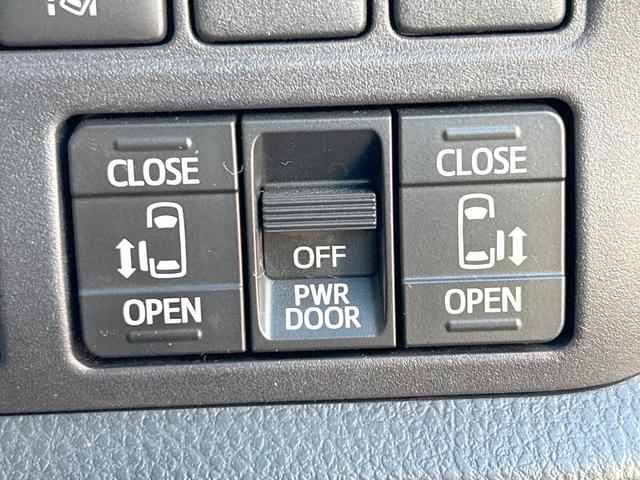 ノア Si ダブルバイビー 後期 7人乗 セーフティセンス BIGX11型ナビ 両側電動ドア クルーズコントロール リアオートエアコン LEDライト ビルトインETC 純正16インチアルミホイール 禁煙車(6枚目)