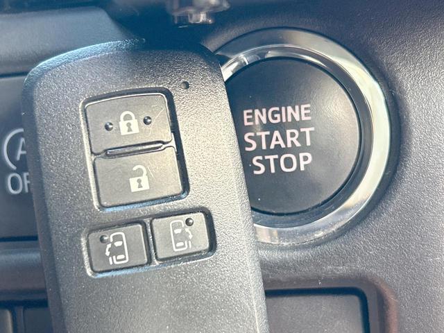 ノア Si ダブルバイビー 後期 7人乗 セーフティセンス BIGX11型ナビ 両側電動ドア クルーズコントロール リアオートエアコン LEDライト ビルトインETC 純正16インチアルミホイール 禁煙車(25枚目)