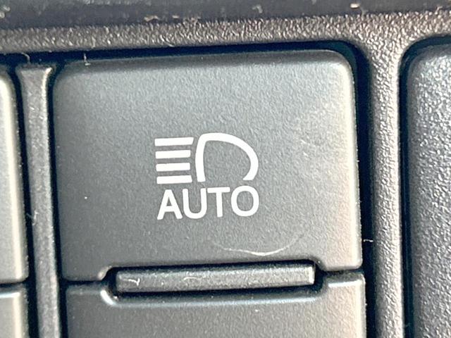 ノア Si ダブルバイビー 後期 7人乗 セーフティセンス BIGX11型ナビ 両側電動ドア クルーズコントロール リアオートエアコン LEDライト ビルトインETC 純正16インチアルミホイール 禁煙車(36枚目)