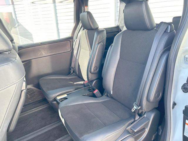 ノア Si ダブルバイビー 後期 7人乗 セーフティセンス BIGX11型ナビ 両側電動ドア クルーズコントロール リアオートエアコン LEDライト ビルトインETC 純正16インチアルミホイール 禁煙車(46枚目)