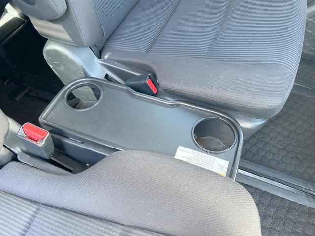 ノア X ディライトプラス 7人 両側電動ドア 純正ナビ バックカメラ Bluetooth LEDライト リアオートエアコン デュアルオートエアコン スマートキー ビルトインETC アイドリングストップ(39枚目)