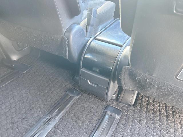 ノア X ディライトプラス 7人 両側電動ドア 純正ナビ バックカメラ Bluetooth LEDライト リアオートエアコン デュアルオートエアコン スマートキー ビルトインETC アイドリングストップ(40枚目)