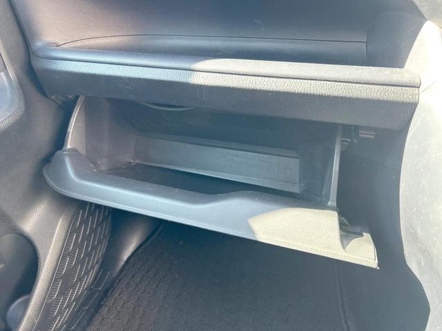 ノア X ディライトプラス 7人 両側電動ドア 純正ナビ バックカメラ Bluetooth LEDライト リアオートエアコン デュアルオートエアコン スマートキー ビルトインETC アイドリングストップ(43枚目)