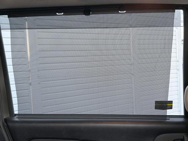 セレナ ハイウェイスター　Ｓ－ハイブリッド　エマージェンシーブレーキ　フリップダウンモニター　純正ナビ　バックカメラ　オートライト　クルーズコントロール　純正１６インチアルミホイール　ＥＴＣ　純正革巻ステアリングホイール　スマートキー　禁煙車（44枚目）