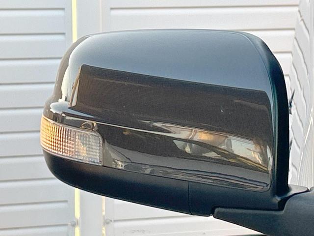 セレナ ハイウェイスター　Ｓ－ハイブリッド　エマージェンシーブレーキ　フリップダウンモニター　純正ナビ　バックカメラ　オートライト　クルーズコントロール　純正１６インチアルミホイール　ＥＴＣ　純正革巻ステアリングホイール　スマートキー　禁煙車（53枚目）