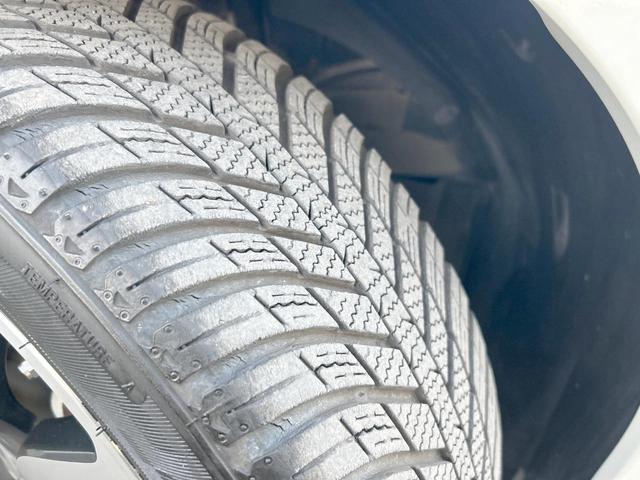 スイフト ＸＲリミテッド　セーフティパッケージ　ＬＥＤライト　ＯＰ１６インチアルミホイール　レーダークルーズ　スマートキー　前席シートヒーター　ＥＴＣ車載器　ＣＤオーディオ　オートエアコン　フォグランプ　禁煙車（53枚目）