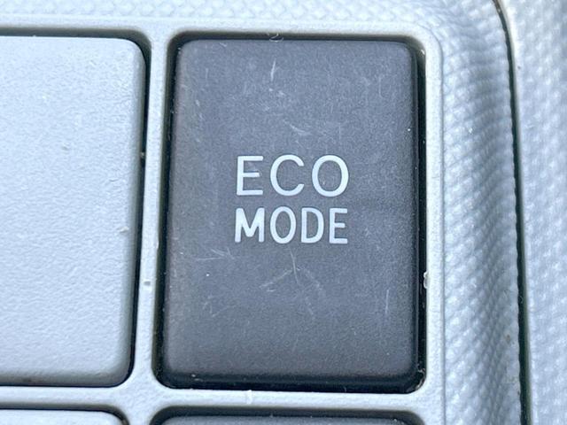 アクア Ｓ　メモリーナビ　地デジ　オートエアコン　プライバシーガラス　リアワイパー　デジタルメーター　シートリフター　ＥＴＣ車載器　禁煙車（34枚目）