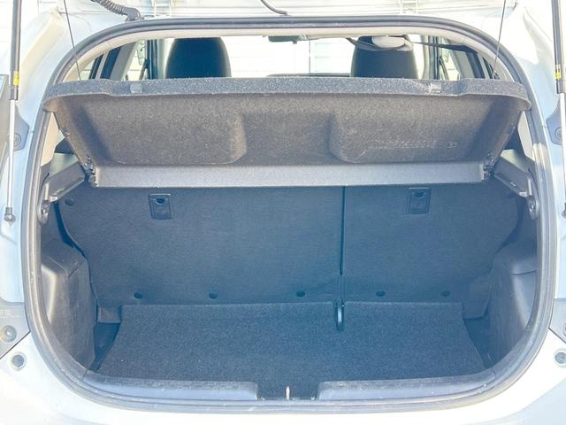 アクア Ｓ　メモリーナビ　地デジ　オートエアコン　プライバシーガラス　リアワイパー　デジタルメーター　シートリフター　ＥＴＣ車載器　禁煙車（46枚目）
