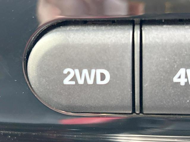 ジムニー クロスアドベンチャー　４ＷＤ　５速マニュアル　オープンカントリータイヤ　ヒーテッドドアミラー　シートヒーター　ＥＴＣ　オーディオ　ＬＥＤヘッドランプ　エアコン　フォグランプ　電動格納ミラー　純正革巻ステアリングホイール（24枚目）