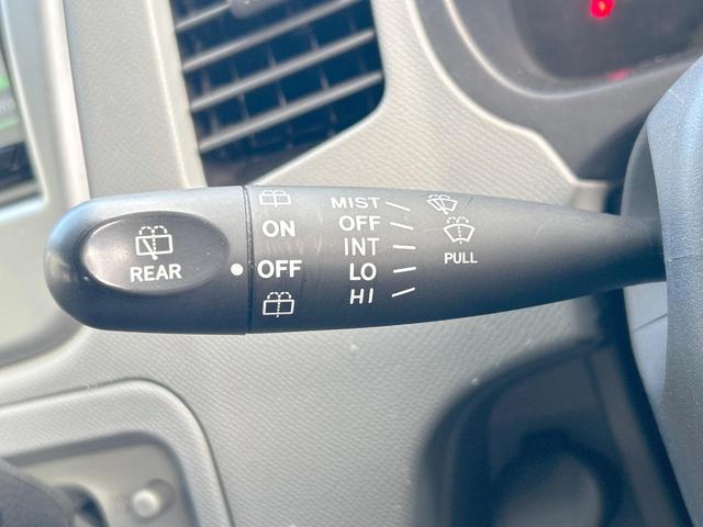 ワゴンＲ ＦＸ　ＳＤナビ　禁煙車　キーレスエントリー　純正セキュリティアラーム　プライバシーガラス　ベンチシート　１３インチアルミホイール　禁煙車（24枚目）