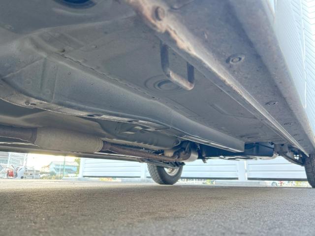 ワゴンＲ ＦＸ　ＳＤナビ　禁煙車　キーレスエントリー　純正セキュリティアラーム　プライバシーガラス　ベンチシート　１３インチアルミホイール　禁煙車（40枚目）