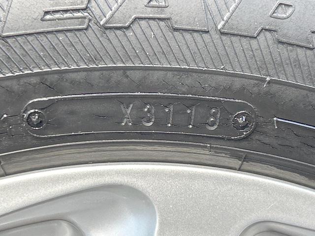 ワゴンＲ ＦＸ　ＳＤナビ　禁煙車　キーレスエントリー　純正セキュリティアラーム　プライバシーガラス　ベンチシート　１３インチアルミホイール　禁煙車（45枚目）