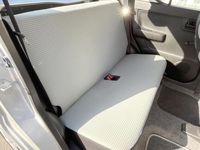 アルト Ｆ　５速オートギヤシフト　ＳＤナビ　バックカメラ　禁煙車　コーナーセンサー　ドライブレコーダー　キーレスエントリー　純正セキュリティアラーム（9枚目）