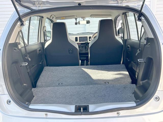 アルト Ｆ　５速オートギヤシフト　ＳＤナビ　バックカメラ　禁煙車　コーナーセンサー　ドライブレコーダー　キーレスエントリー　純正セキュリティアラーム（10枚目）