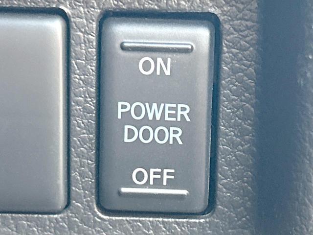 エルグランド ２５０ハイウェイスターＳ　７人　インテリジェントエマージェンシーブレーキ　純正８型ナビ　フリップダウンモニター　両側電動ドア　レーダークルーズコントロール　ＬＥＤライト　バックカメラ　１９インチアルミホイール　禁煙車（39枚目）