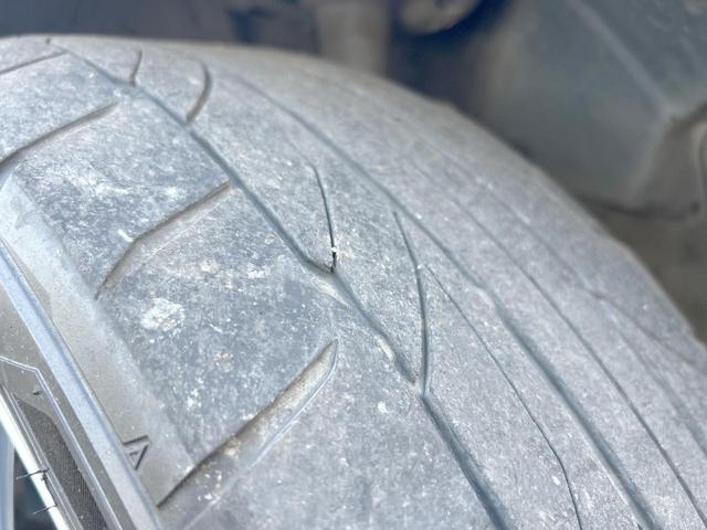 エルグランド ２５０ハイウェイスターＳ　７人　インテリジェントエマージェンシーブレーキ　純正８型ナビ　フリップダウンモニター　両側電動ドア　レーダークルーズコントロール　ＬＥＤライト　バックカメラ　１９インチアルミホイール　禁煙車（70枚目）