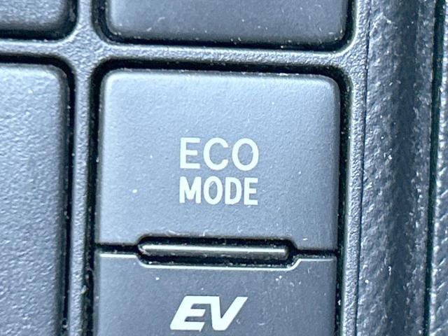 アクア Ｓスタイルブラック　セーフティセンス　ＳＤナビ　バックカメラ　Ｂｌｕｅｔｏｏｔｈ　禁煙車　スマートキー　ステアリングスイッチ　オートライト　オートハイビーム　ＥＴＣ　オートエアコン　フルセグ　車線逸脱警報（36枚目）