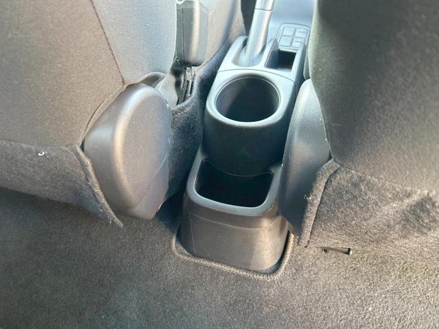 アクア Ｓスタイルブラック　セーフティセンス　ＳＤナビ　バックカメラ　Ｂｌｕｅｔｏｏｔｈ　禁煙車　スマートキー　ステアリングスイッチ　オートライト　オートハイビーム　ＥＴＣ　オートエアコン　フルセグ　車線逸脱警報（49枚目）