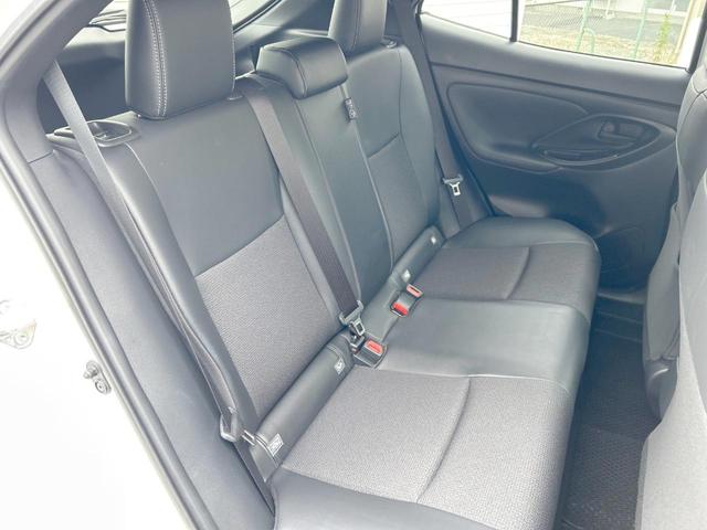 ヤリスクロス ハイブリッドZ 後期モデル セーフティセンス 純正ナビ パノラミックビューモニター LEDヘッドランプ パワーシート 前席シートヒーター 純正18インチアルミホイール ブラインドスポットモニター 禁煙車(12枚目)