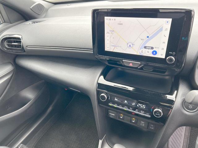 ヤリスクロス ハイブリッドZ 後期モデル セーフティセンス 純正ナビ パノラミックビューモニター LEDヘッドランプ パワーシート 前席シートヒーター 純正18インチアルミホイール ブラインドスポットモニター 禁煙車(29枚目)