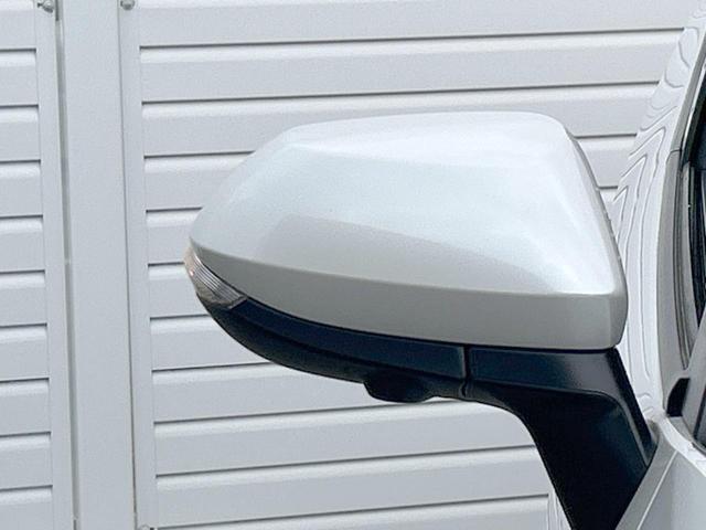 ヤリスクロス ハイブリッドZ 後期モデル セーフティセンス 純正ナビ パノラミックビューモニター LEDヘッドランプ パワーシート 前席シートヒーター 純正18インチアルミホイール ブラインドスポットモニター 禁煙車(30枚目)