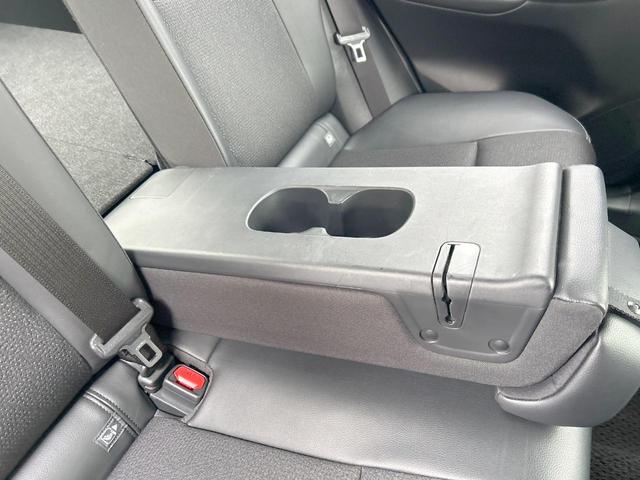 ヤリスクロス ハイブリッドZ 後期モデル セーフティセンス 純正ナビ パノラミックビューモニター LEDヘッドランプ パワーシート 前席シートヒーター 純正18インチアルミホイール ブラインドスポットモニター 禁煙車(48枚目)