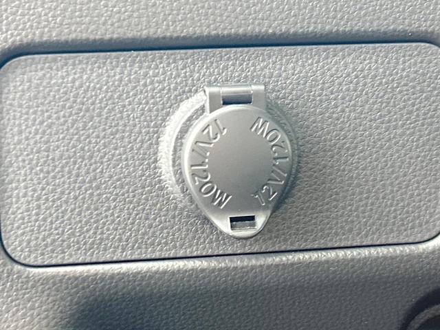 ヤリスクロス ハイブリッドZ 後期モデル セーフティセンス 純正ナビ パノラミックビューモニター LEDヘッドランプ パワーシート 前席シートヒーター 純正18インチアルミホイール ブラインドスポットモニター 禁煙車(55枚目)