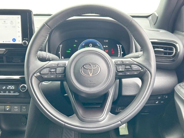 ヤリスクロス ハイブリッドZ 後期モデル セーフティセンス 純正ナビ パノラミックビューモニター LEDヘッドランプ パワーシート 前席シートヒーター 純正18インチアルミホイール ブラインドスポットモニター 禁煙車(57枚目)