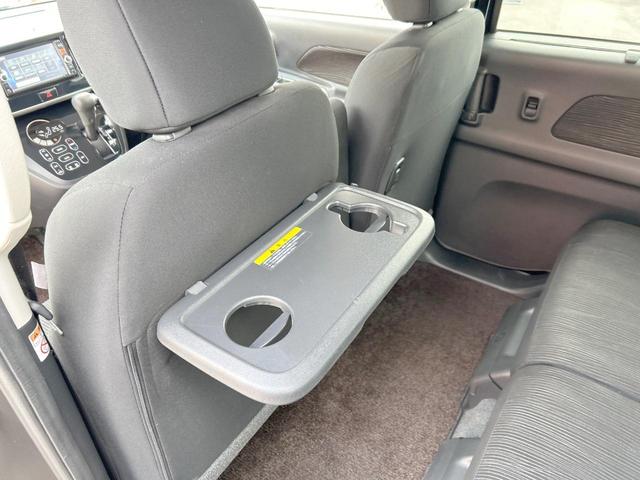 デイズルークス ハイウェイスター X Gパッケージ 両側電動ドア 純正ナビ アラウンドビューモニター Bluetooth HIDライト オートライト オートエアコン 純正15インチアルミホイール ステアリングスイッチ 禁煙車(7枚目)