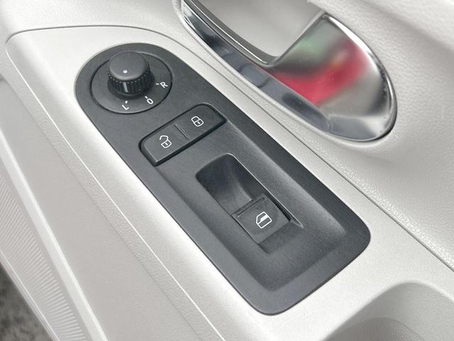 アップ！ ハイ　アップ！　シティエマージェンシーブレーキ　クルーズコントロール　ＬＥＤヘッドランプ　シートヒーター　純正１５インチアルミホイール　ＥＴＣ　キーレス　フロントフォグランプ　プライバシーガラス　禁煙車（34枚目）