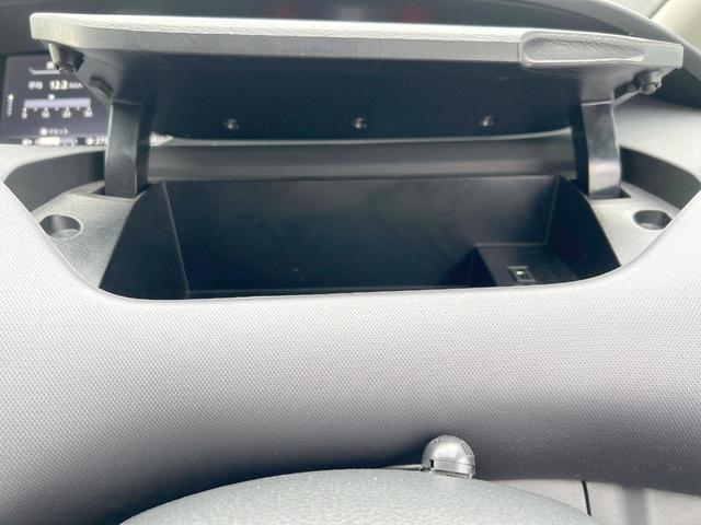 セレナ XV エアロ 後期 セーフティパックA 純正ナビ アラウンドビューモニター ハンズフリー機能付き両側電動ドア クルーズコントロール リアオートエアコン ブラインドスポットモニター Bluetooth ETC 禁煙車(53枚目)