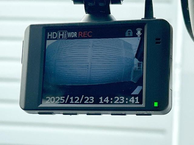 アルト Ｌ　ＳＤナビ　ドライブレコーダー　アイドリングストップ　ＥＴＣ車載器　シートヒーター　エネチャージ　エコクール　純正セキュリティアラーム　横滑防止装置　禁煙車（5枚目）